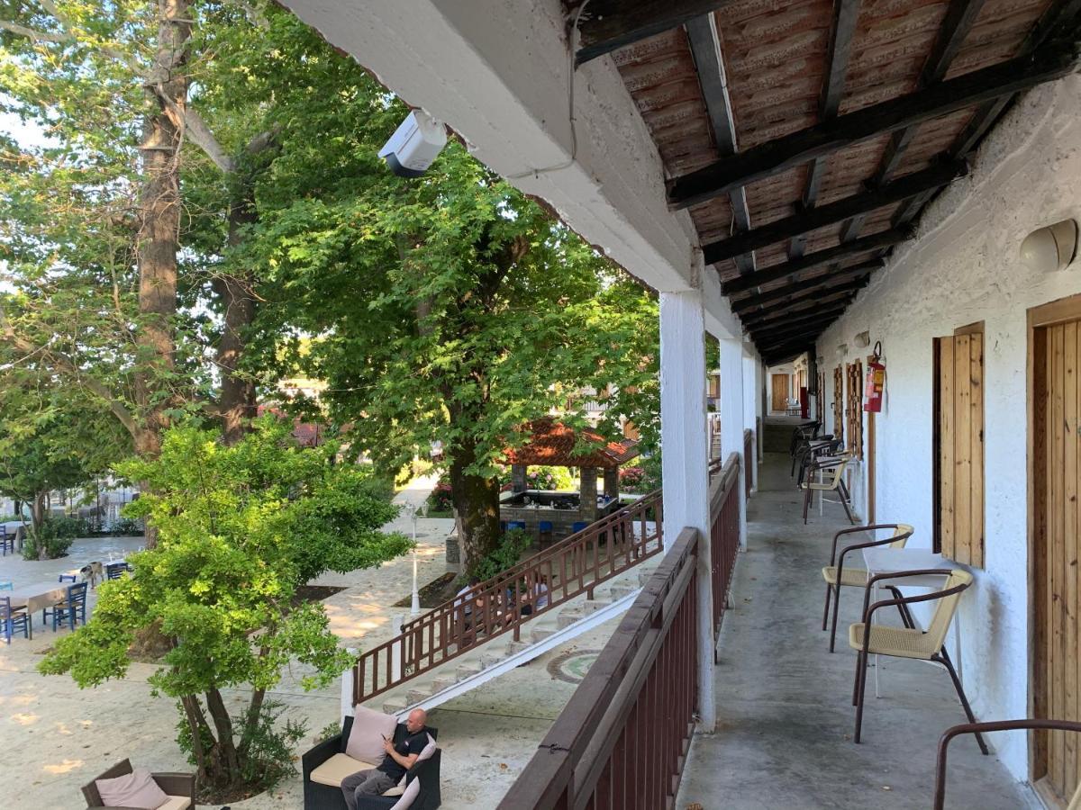 Kókkinon Nerón Hotel Aqua Rossa מראה חיצוני תמונה
