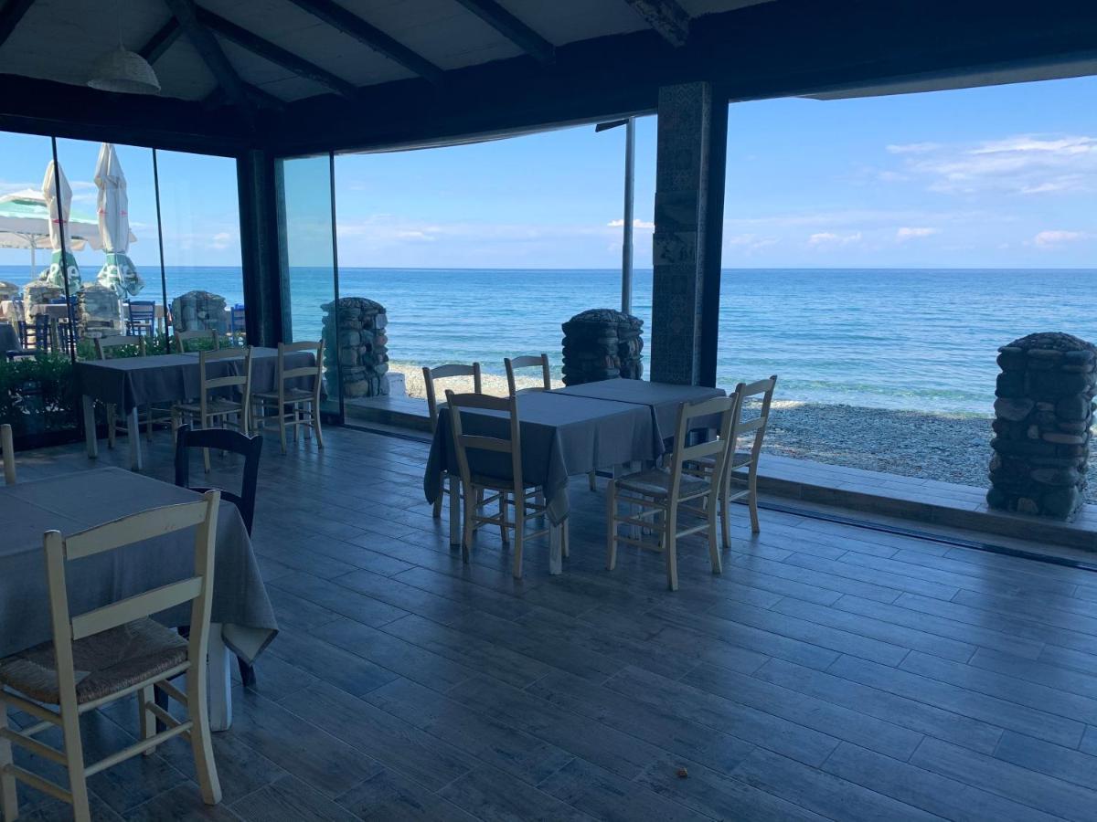 Kókkinon Nerón Hotel Aqua Rossa מראה חיצוני תמונה